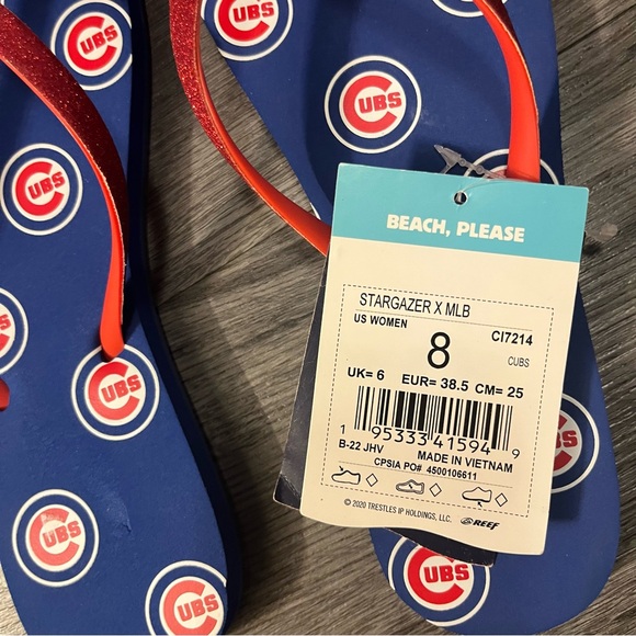 Chicago Cubs REEF Women's Stargazer Flip Flops NWT - Picture 10 of 11